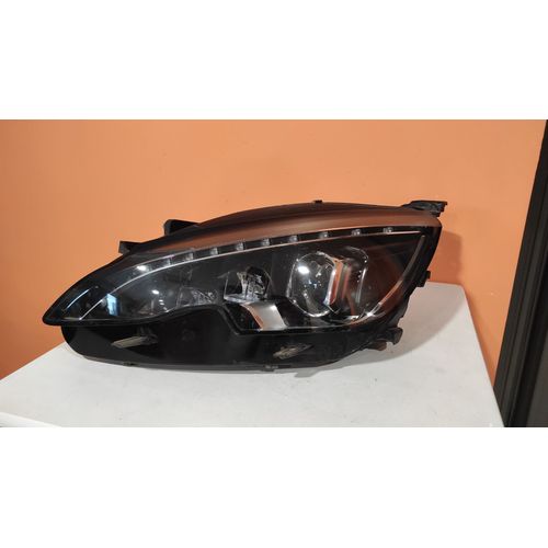 Phare Avant Gauche Noir Led Peugeot 308 Réf : 9677832480