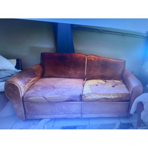 Vends Canapé Club Et 2 Fauteuils Club De Type Moustache. Canapé Convertible Avec Matelas D Origine.