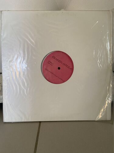 Queen Bitch (Lil Kim) Feat. Lil’Cease - Big Momma Thang (Remix)