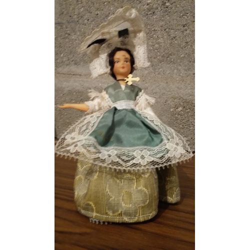 Poupée Ancienne