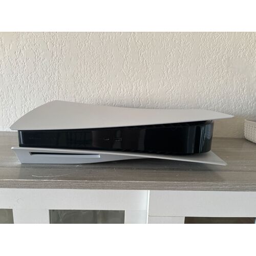 Playstation 5 825 Go + Jeu Call Of Duty Black Ops 6
