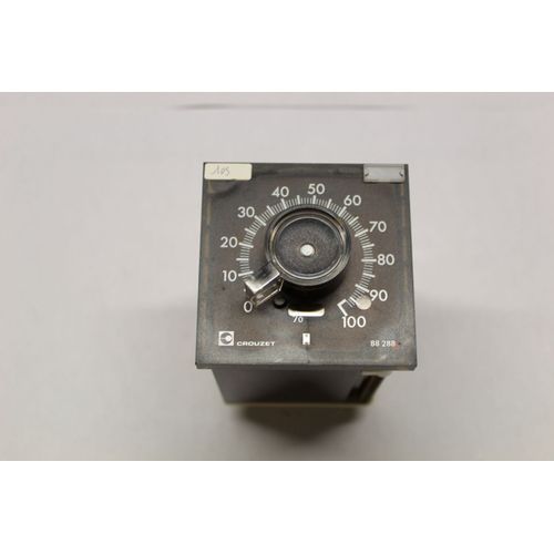 CROUZET Temporisateur encastrable 220v Ref:88288