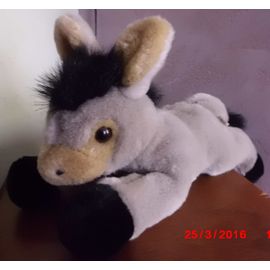 Poney Gris Et Noir Allonge Pia