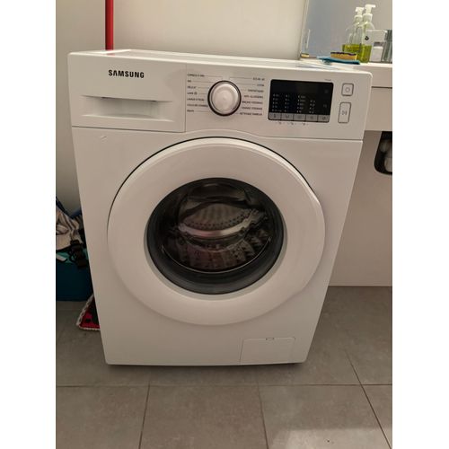 Machine à laver en parfait état, achetée il y a 1 an