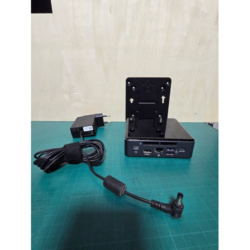 INTEL NUC 7i3BNK SSD120 RAM 4G W11