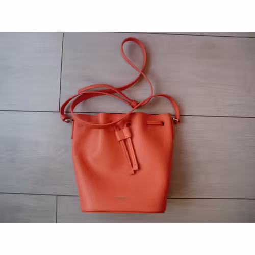 Sac seau en cuir Agnès b.