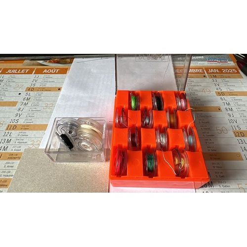 lot de 17 canettes pour machine a coudre singer