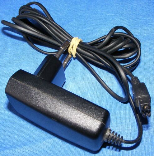 Sony Ericsson Cst-13 Bml 162 162/21 R1b Type 4020078-Bv - Chargeur Téléphone Portable - 4,9v - 450ma