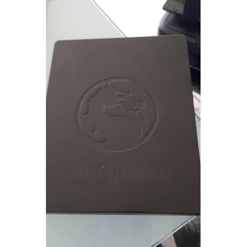 Jeux Xbox Series X En Steelbook Collector + Medaille Mortal Kombat 11