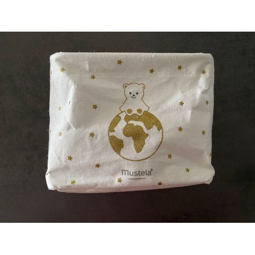 Panier En Tissus Blanc Et Doré Mustela 16,5x16,5x13,5cm