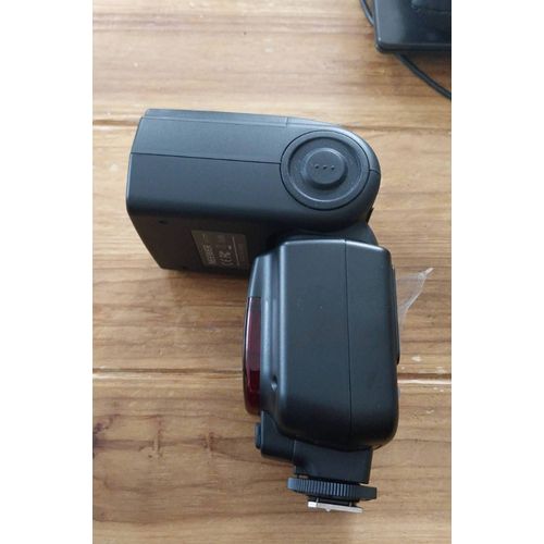 Flash NEEWER Speedlite NW-580