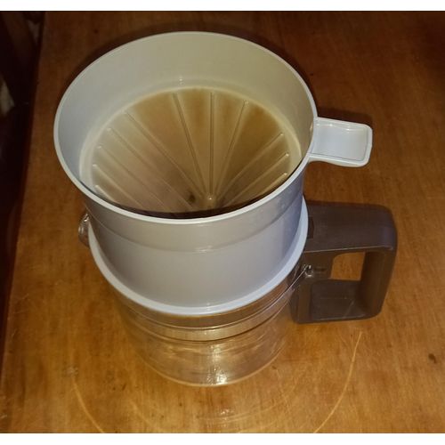 Bol en verre ,verseuse (13x13cm env.) et porte filtre plastique pour cafetière Moulinex vintage - 10/12 tasses - Années 80