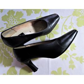 Escarpins André Pointure 36.5 Cuir Noir