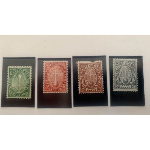 Timbre Vatican Série Complète N° 40 À 43 Côte 200 € Année 1933