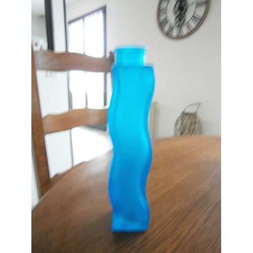 VASE BLEU