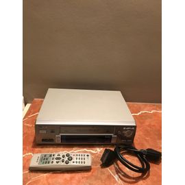 Magnétoscope aiwa 6 têtes hi-fi stereo FX7750 avec sa télécommande 