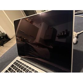 Apple MacBook Pro Retina début 2015 - 13" Intel Core i5 - 2.7 Ghz - Ram 8 Go - DD 1 To