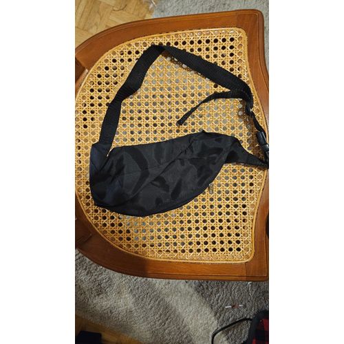 Petite banane neuve en nylon