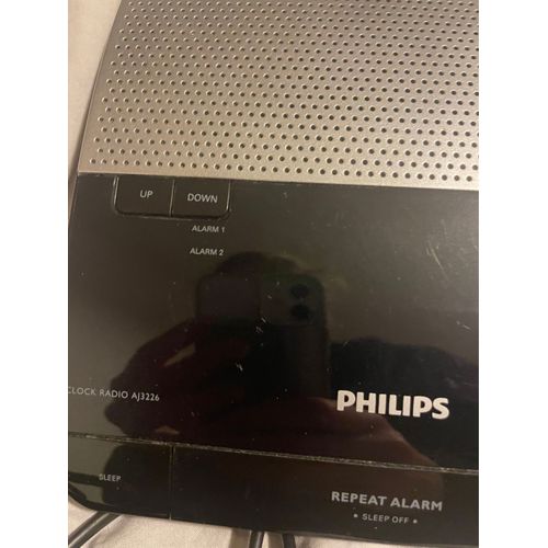 PHILIPS - Radio Réveil Alarme FM/MW - Philips AJ3226 Clock Radio
