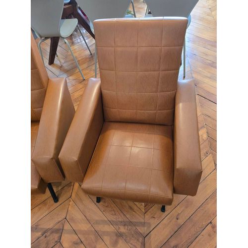 2 Fauteuils En Cuir Marron Vintage