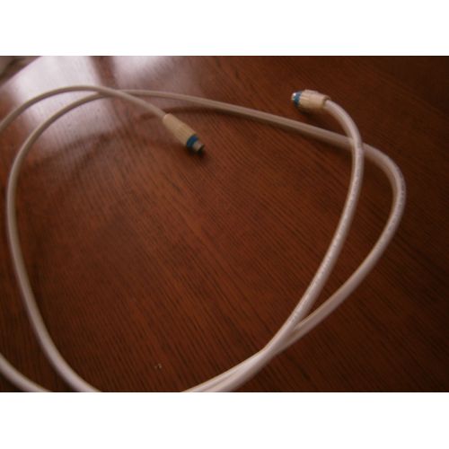 CABLE COAXIAL FMB 17 VATC DGS TRIPLE ECRAN CLASS A EN 50117 02/06 MT LONGUEUR 2,10 m
