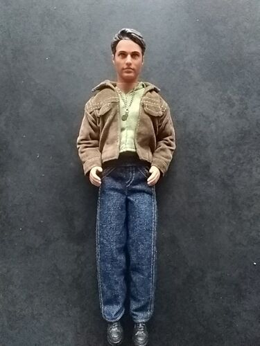 Barbie Beverly Hills Brandon Jason Priestley