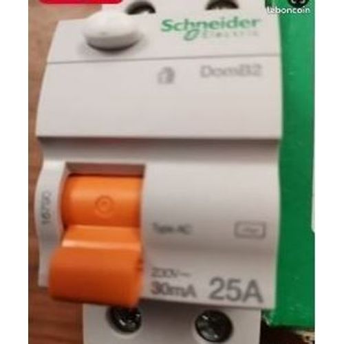 Lot Interrupteurs différentiels 30mA 25A