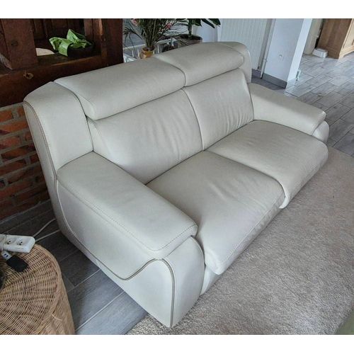 Canapé "L'héritage" 2 Places En Très Bon État