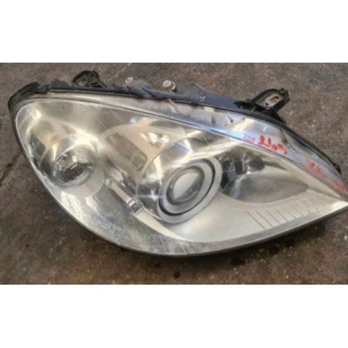 Vends Phare Mercedes Classe B 