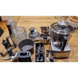 Robot cs 6200 xl de chez Magimix