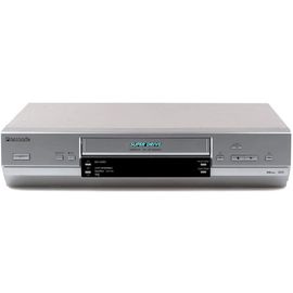 PANASONIC - NV HV 61 EF magnetoscope 6 tetes hifi stereo avec telecommande generique de la marque