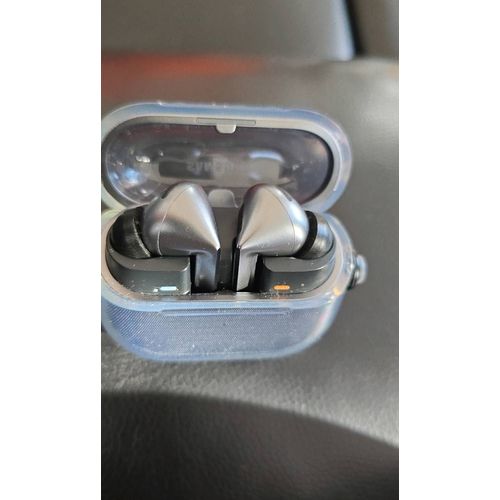 Samsung galaxy buds 3pro, très bon état, avec yne coque, la boîte d'origine