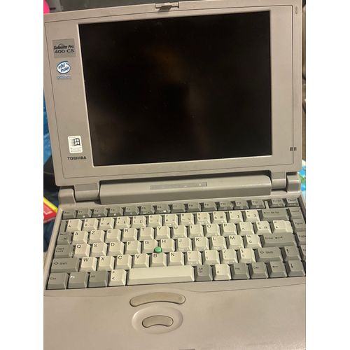 Toshiba satellite pro 400 cs 10.4" Intel Pentium - Ram 8 Go - DD 40 Go