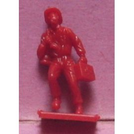 Figurine Pompier / Soldat Du Feu Médecin Avec Valise- 2,8 Cm - Monochrome Rouge