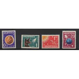 Albanie Timbres Espace , Spoutnik , Le Chien Laïka