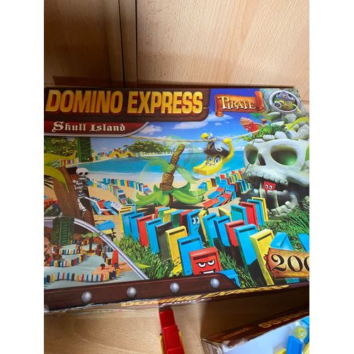 Domino Express Pirates