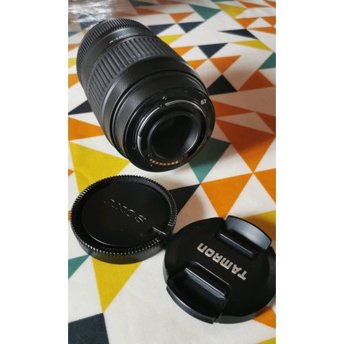 Tamron 70-300 mm 1:4-5.6 macro sony A excellent etat