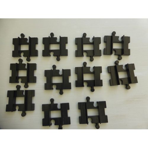 Petit Rail Carré Noir 4665 Pour Train Duplo Vintage