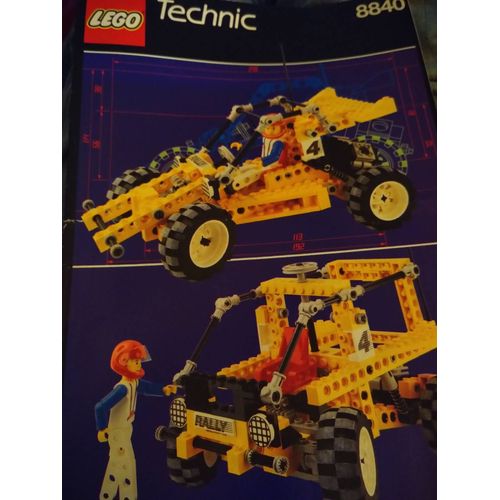 LEGO Technic 8840 Guide construction stock-Car course voiture télécommande filaire