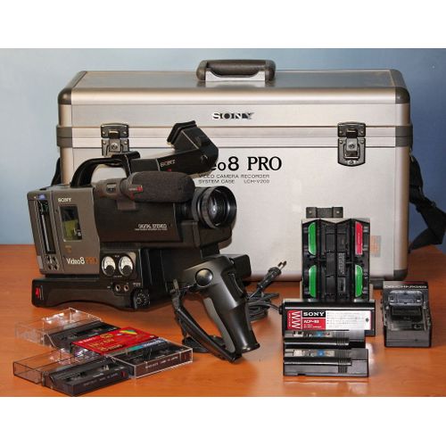 Caméra VIDEO 8 Pro SONY CCD-V200E