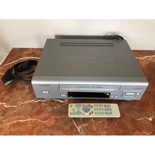 Magnetoscope thomson 6 têtes VTH6300F avec télécommande 
