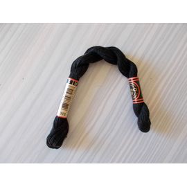 Coton Perlé Noir N° 310 - (25m)