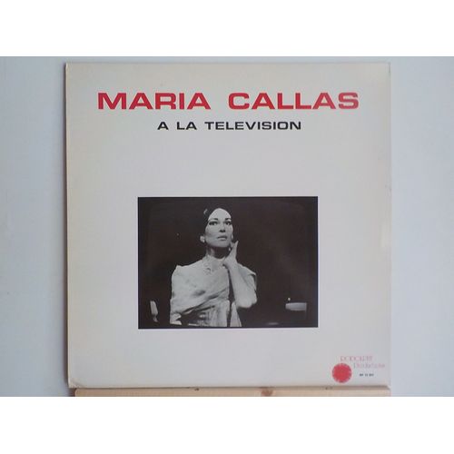A La Television