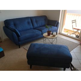 Bonjour, Si L'annonce Est En Ligne = Toujours Disponible ! Je S Mon Canapé Et Le Pouf De Marque Poltronesofa. Le Confort De L'assise Et Des Dossiers Sont Dans Un Proche Du .