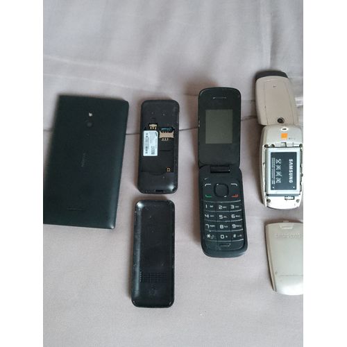 Lot De 4 Smartphones ( 1 Nokia , 2 Samsung , 1 Bouygues ) Pour Pièces
