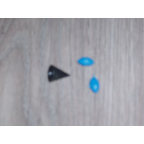 Lot De Deux Ballons + Cone Du Jeu Blood Bowl De Descartes / Games Workshop