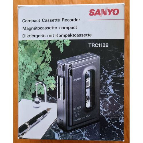 Compact cassette recorder TRC1128 SANYO vintage