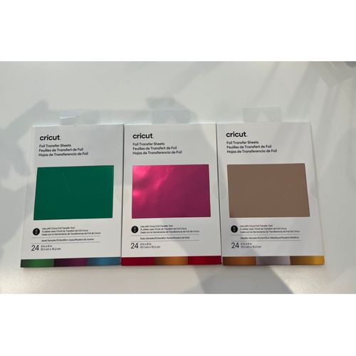 Cricut, Rubis / Bijou / Échantillon Métallique, Collection De Feuilles De Transfert De Foil, Lot De 3 Boîte De 24 Feuilles 