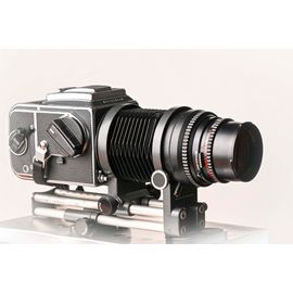 Objectif Moyen Format HASSELBLAD 135 ZEISS S-PLANAR C 135 MMM F5.6 T POUR HASSELBLAD 500 CM 500 EL 2000 FC avec EXTENSION 40223