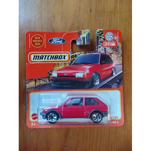 Voiture Miniature Ford Fiesta Mk2 - Couleur Rouge - Marque Matchbox.